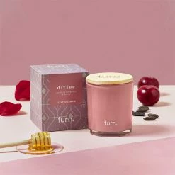 Furn. Bee Deco Divine Bergamot, Honey, Plum & Tonka Scented Glass Candle - Pink