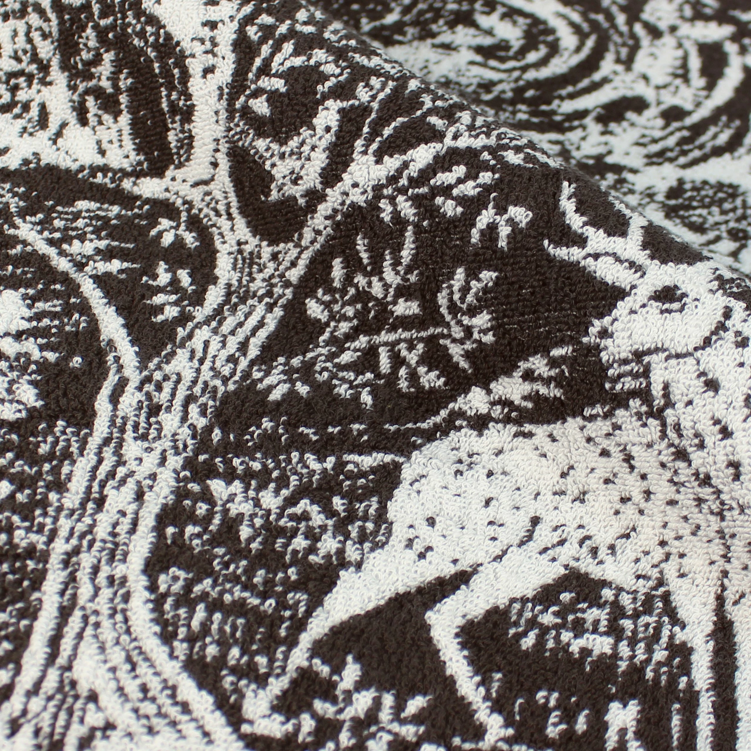 Furn. Winter Woods 4 Piece Towel Bale - Charcoal 2 Furn. Winter Woods 4 Piece Towel Bale - Charcoal - Image 2