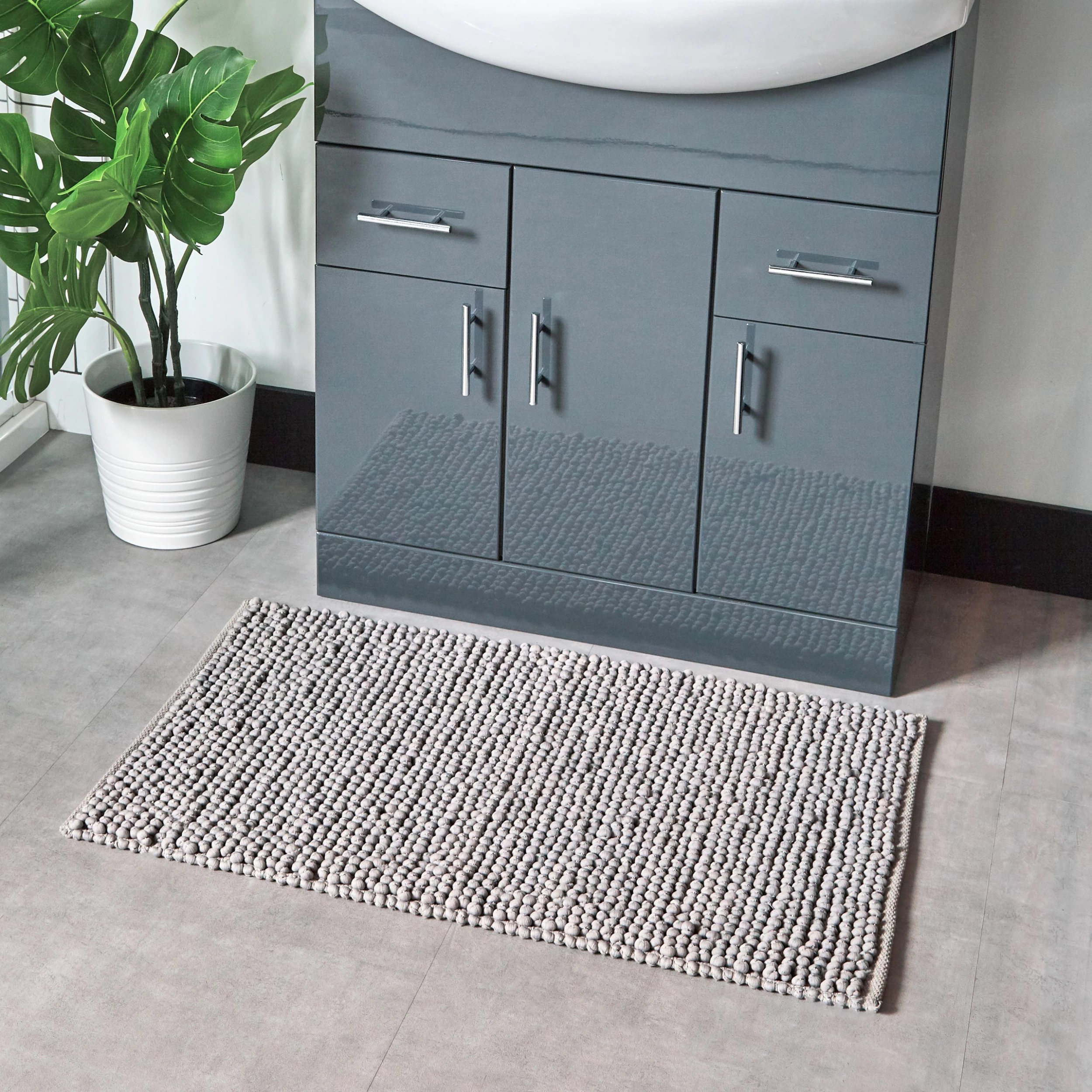 Furn. Bobble Woven Cotton Non-Slip Bath Mat - Grey 2 Furn. Bobble Woven Cotton Non-Slip Bath Mat - Grey - Image 2
