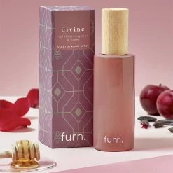 Furn. Bee Deco Divine Bergamot, Honey, Plum & Tonka Scented Room Spray - Pink