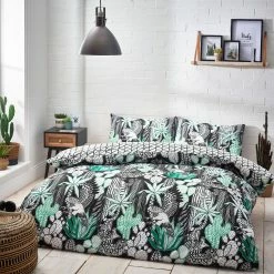 Furn. Arizona Jungle Reversible Duvet Cover Set - Black/White