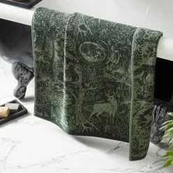 Furn. Winter Woods Animal Jacquard Bath Towel - Emerald -Cheap furn Store 74dfe47210da44cc835fe90648372919