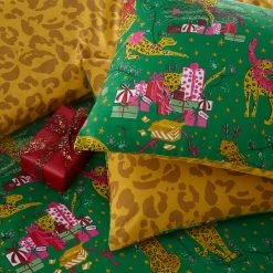 Furn. Purrfect Christmas Duvet Cover Set - Green -Cheap furn Store PURRFC D00 GRGL 4