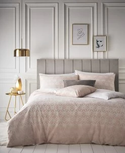 Furn. Tessellate Duvet Set Bls/Gld - Pink -Cheap furn Store TESSELATE full shot