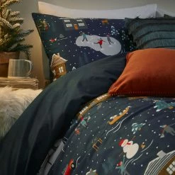 Furn. Festive Winter Pines Premium Pyjama Fleece Duvet Cover Set - Navy -Cheap furn Store a614949e6437422b9d51671632534819